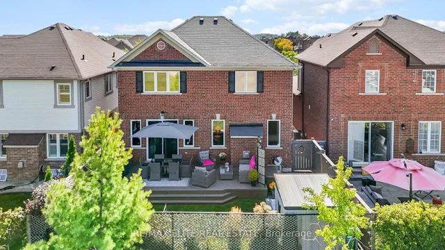 Additional image 38 of 27 Arkwright Dr