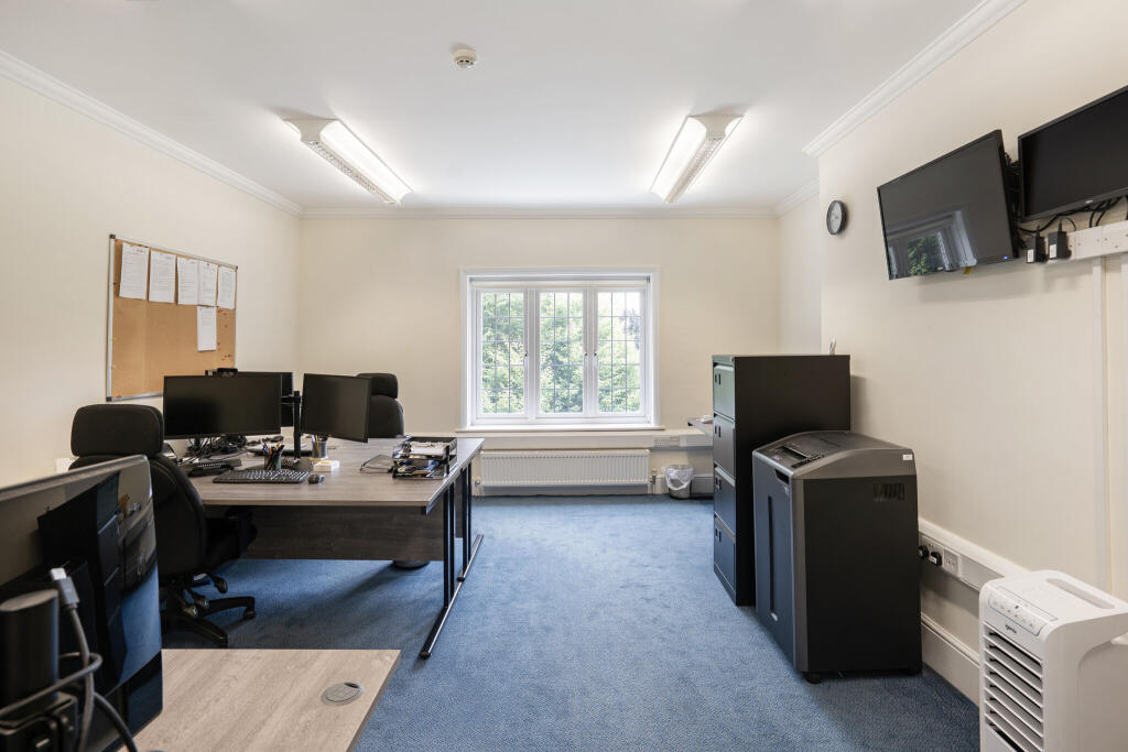 Additional image 6 of Chiswell Green Lane, St. Albans, AL2