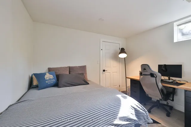 Additional image 33 of 1131 Carol St