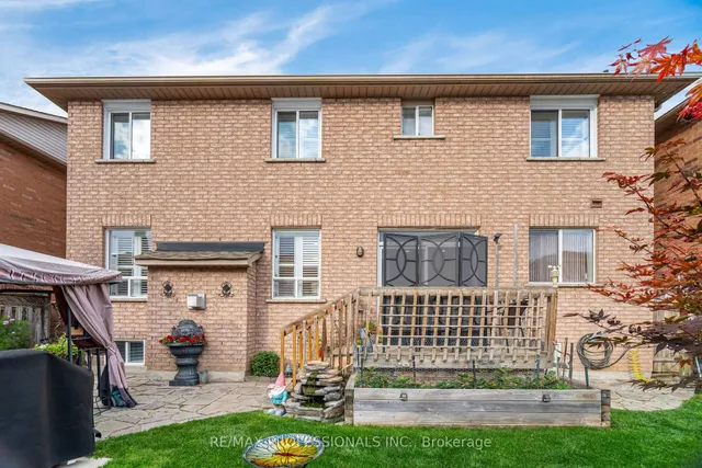 Additional image 43 of 74 Upper Highlands Dr