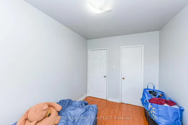 Additional image 14 of 3442 Laddie Cres