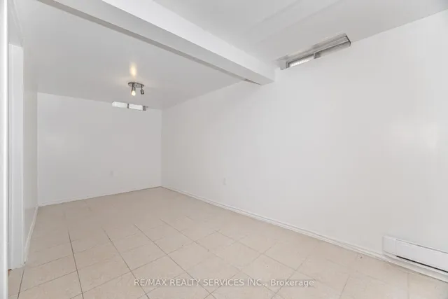 Additional image 34 of 20 Greenhills Sq
