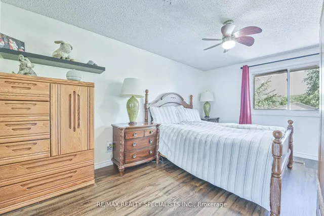 Additional image 15 of 25 Homer Sq