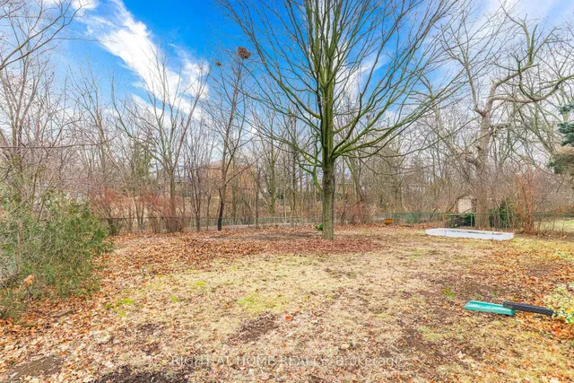 Additional image 15 of 2076 Constance Dr