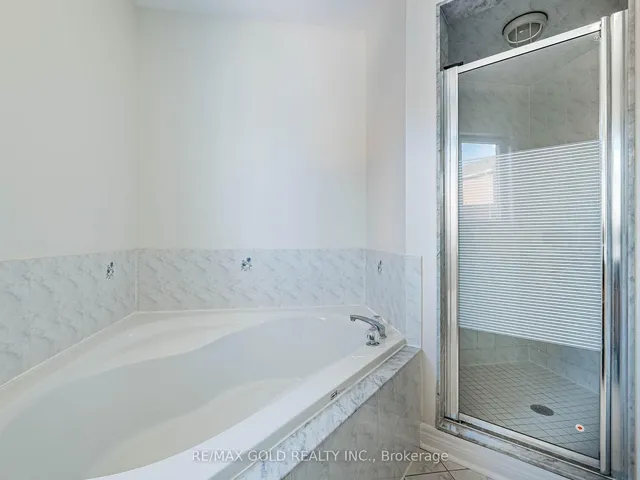 Additional image 22 of 26 Yuile Crt