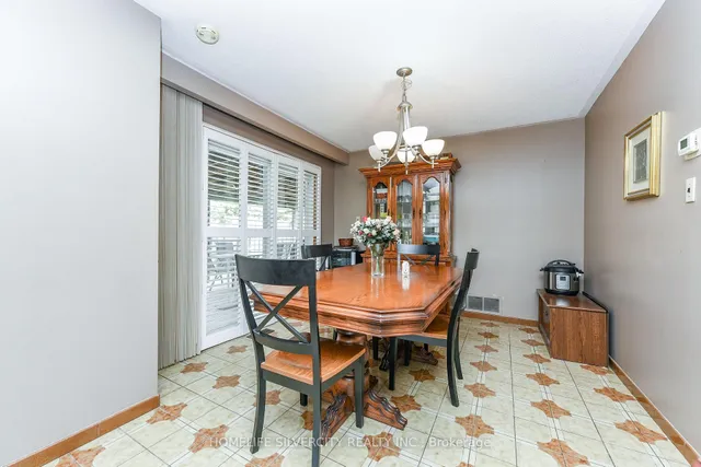 Additional image 8 of 3350 Lehigh Cres