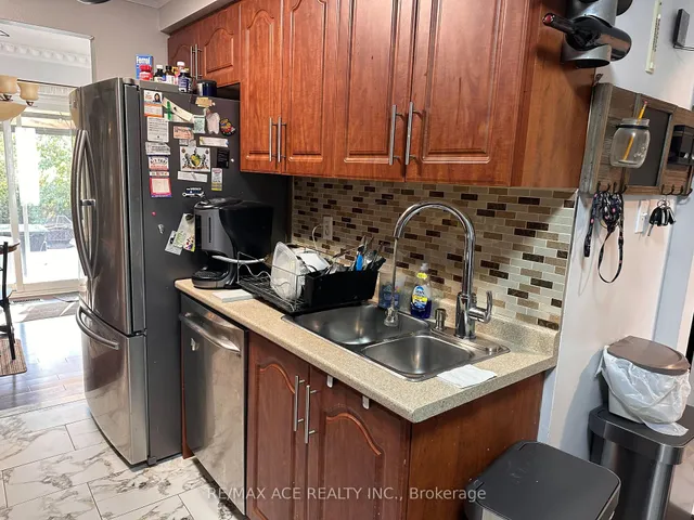 Additional image 2 of 247 Royal Salisbury Way