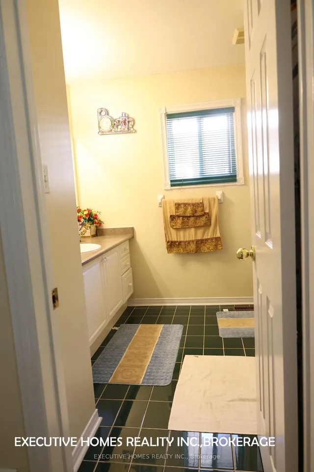 Additional image 32 of 202 Wildwood Tr