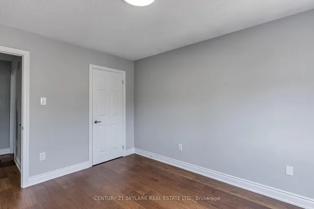 Additional image 27 of 4 Moonstone Crt