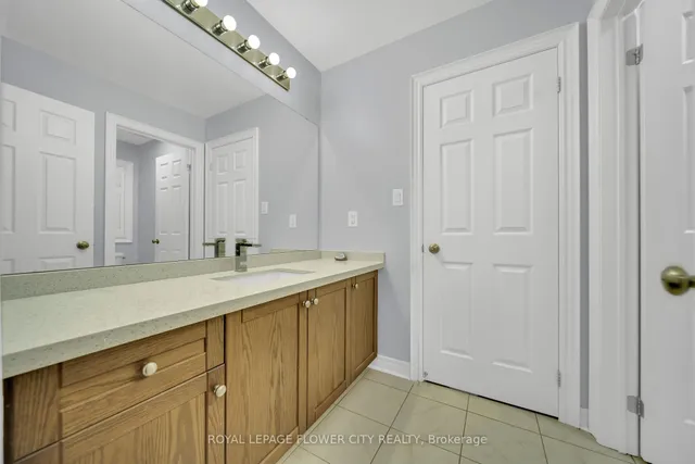 Additional image 36 of 44 YOUNG GARDEN Cres