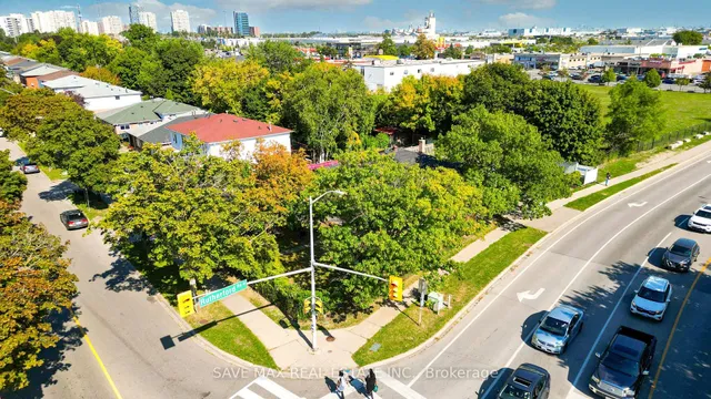 Additional image 50 of 93 Archdekin Dr