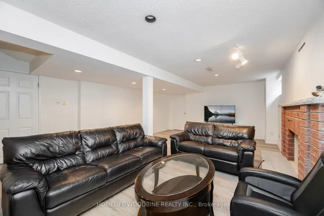 Additional image 42 of 1431 Harmsworth Sq