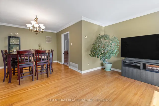 Additional image 9 of 77 Lockton Cres
