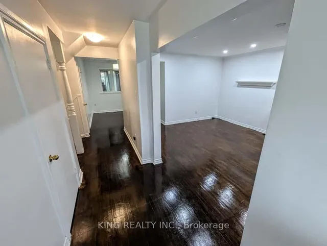 Additional image 13 of 30 Parkway Ave