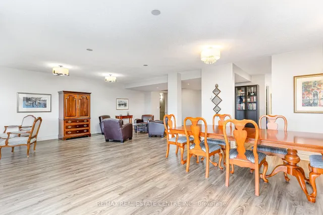 Additional image 9 of 2301 Parkhaven Blvd Unit 410