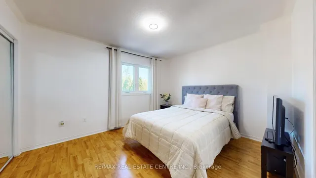 Additional image 16 of 5596 Whistler Cres