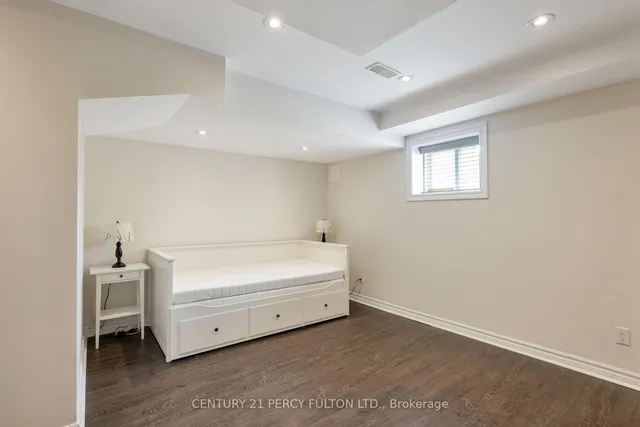 Additional image 36 of 202 Sky Harbour Dr