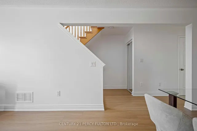 Additional image 10 of 5980 Whitehorn Ave Unit 90