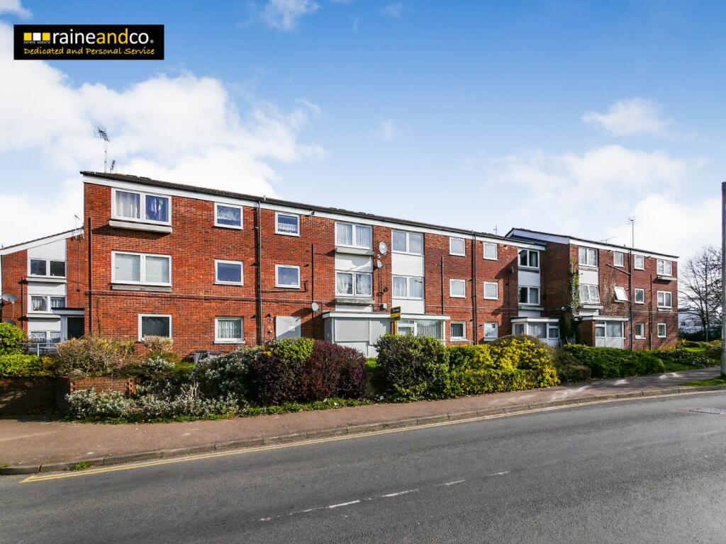 St. Peters Close, Hatfield