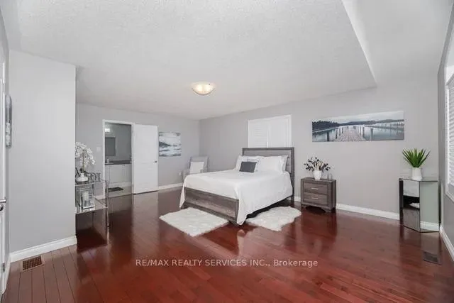 Additional image 35 of 8 Barnes Crt