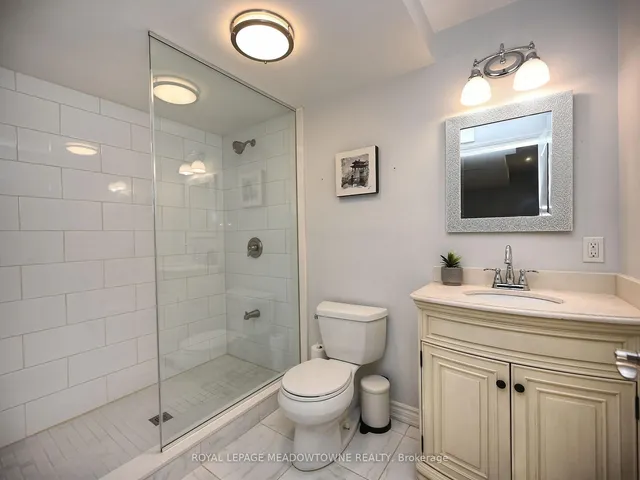 Additional image 43 of 2378 Wasaga Dr