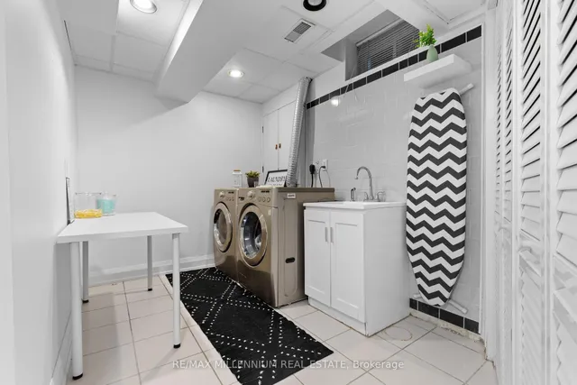 Additional image 36 of 17 Prince Cres