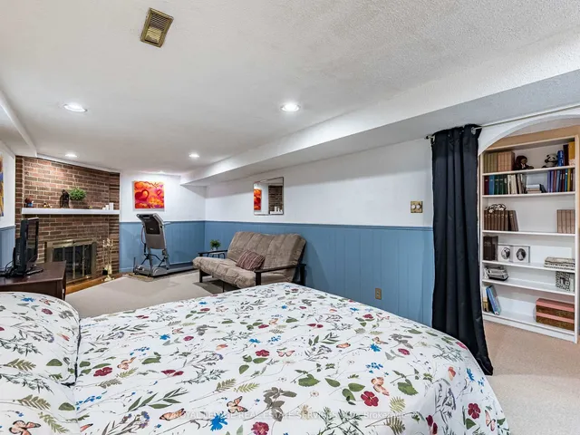 Additional image 30 of 77 Martindale Cres
