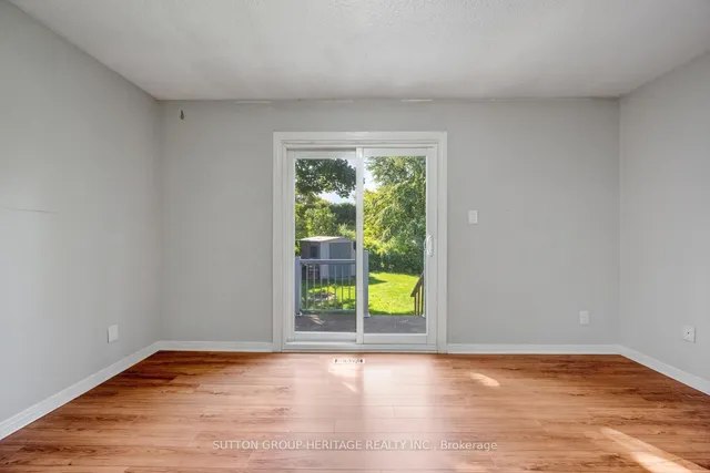 Additional image 22 of 8 Poinsettia Pl