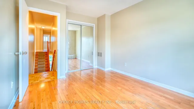 Additional image 23 of 5551 Cosmic Cres