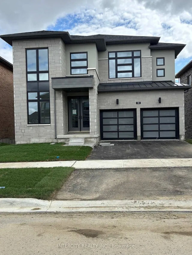 18 Keyworth Cres