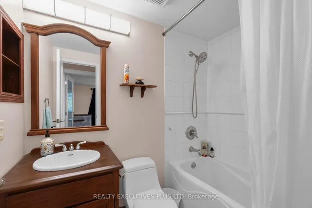 Additional image 35 of 16 Melita Pl