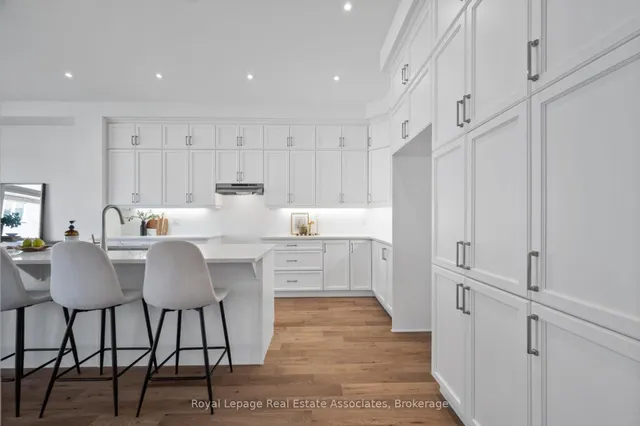 Additional image 12 of 1164 Onyx Tr