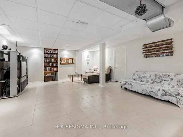 Additional image 32 of 415 Hillbury Dr