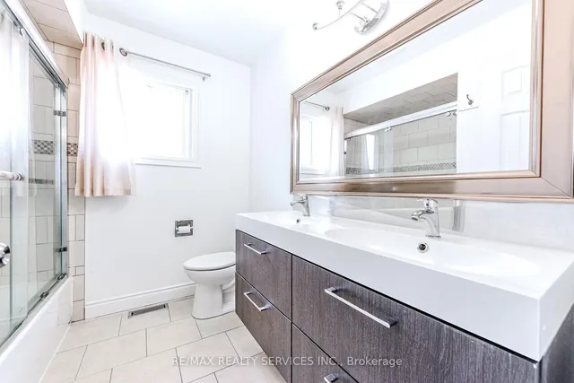 Additional image 34 of 10 St Mark Pl