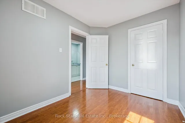 Additional image 24 of 128 Nathaniel Cres