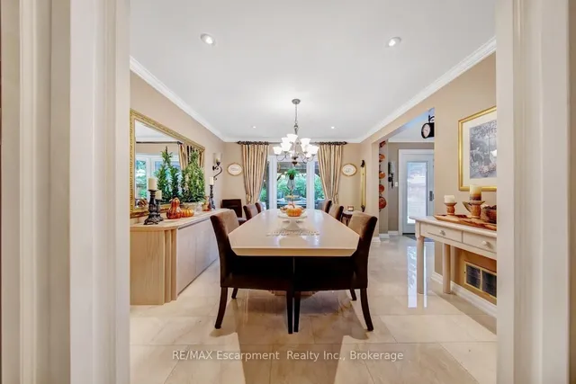 Additional image 11 of 2029 Banbury Cres