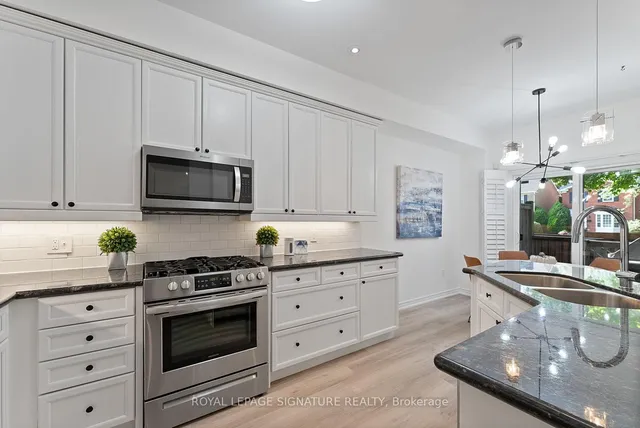 Additional image 13 of 2410 Woodward Ave Unit 27