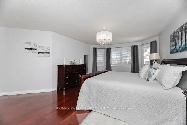 Additional image 28 of 8 Barnes Crt