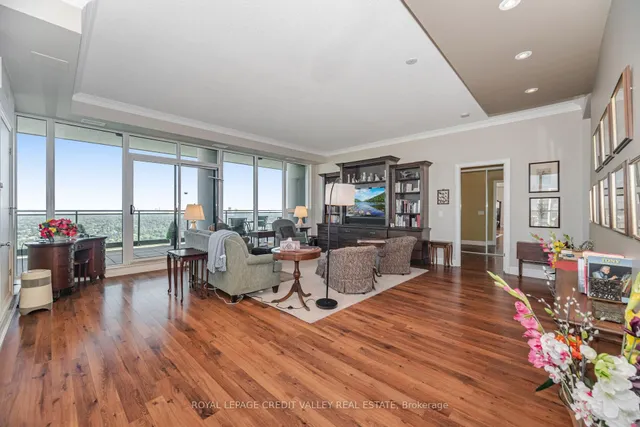 Additional image 6 of 100 John St Unit 2601