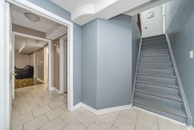 Additional image 37 of 17 Siesta Crt