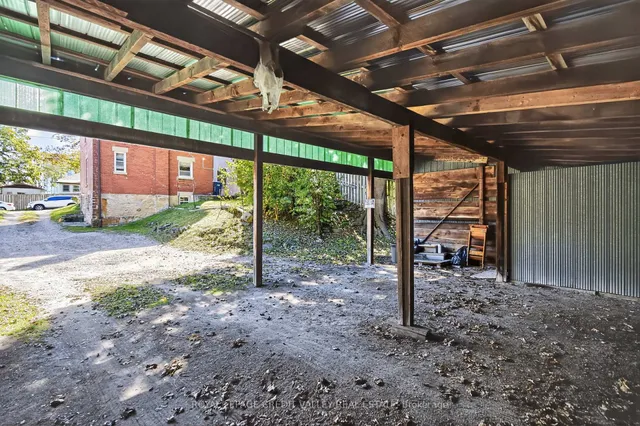 Additional image 44 of 34 Joseph St