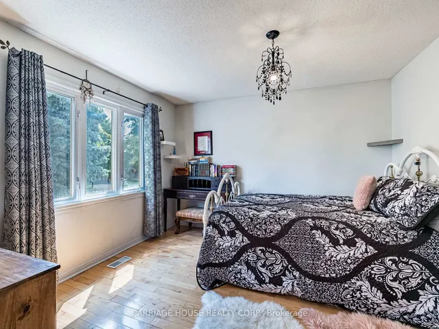 Additional image 23 of 16 Stowe Crt