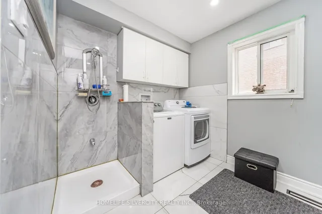 Additional image 19 of 17 Siesta Crt