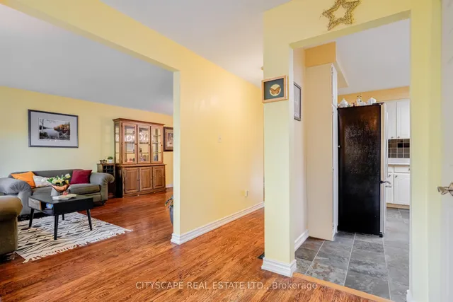 Additional image 3 of 22 Jade Cres