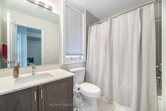 Additional image 14 of 38 Foxsparrow Rd