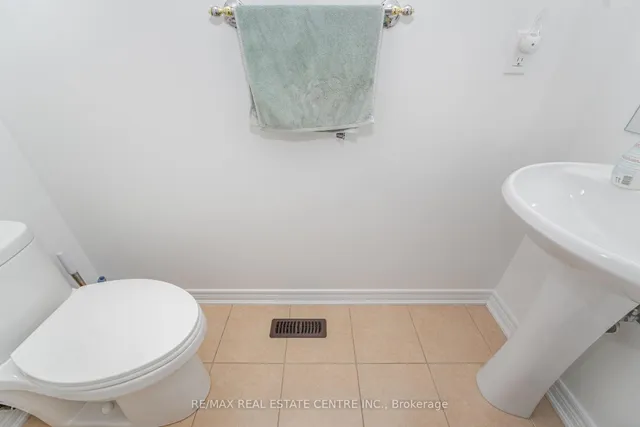 Additional image 20 of 118 Connolly Cres