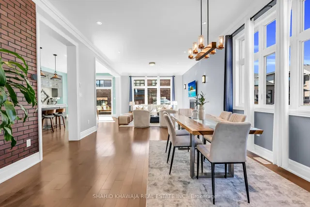 Additional image 9 of 1417 Varelas Passage