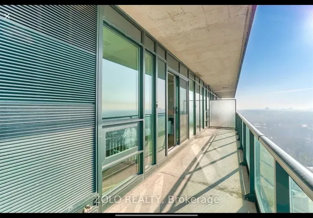 Additional image 19 of 100 John St Unit 1905