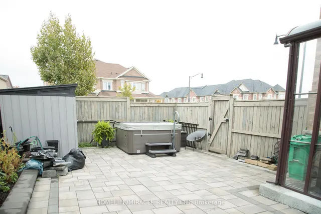 Additional image 47 of 404 Queen Mary Dr