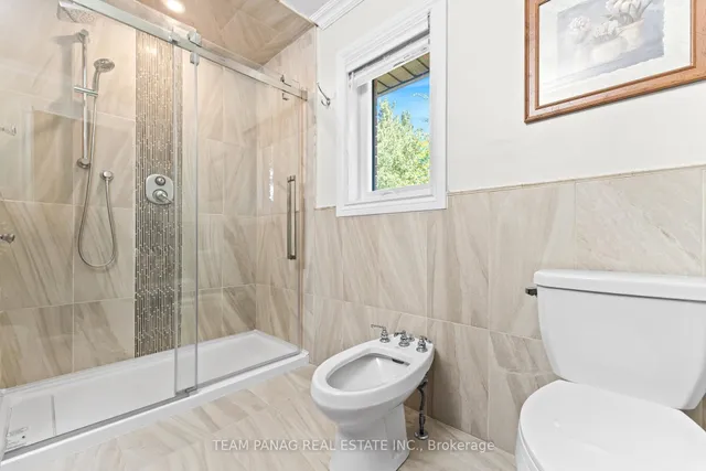 Additional image 18 of 6 Leone Lane